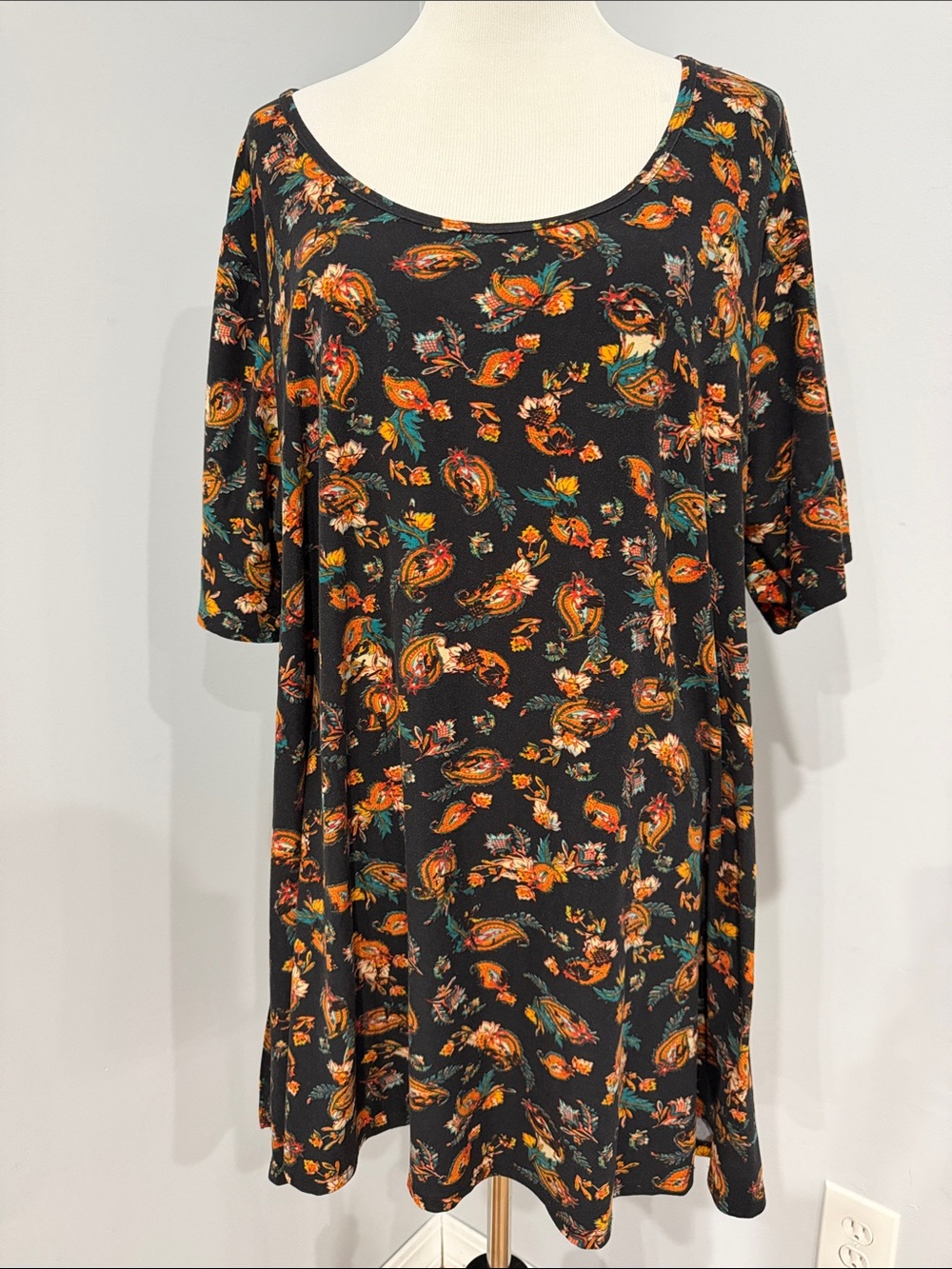 LuLaRoe pefect T black with Orange and Teal Paisley